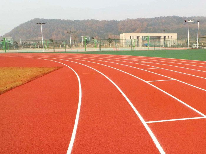 山東宏駿體育告訴你塑膠跑道的建造標準
